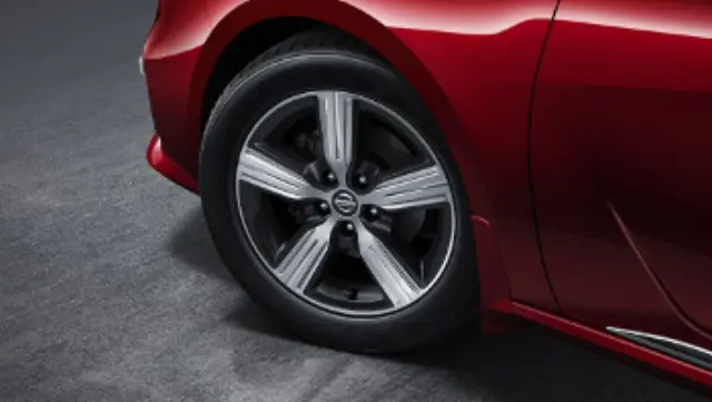 17-Inch Alloy Wheels - Nissan (T99W1-6CA9A)